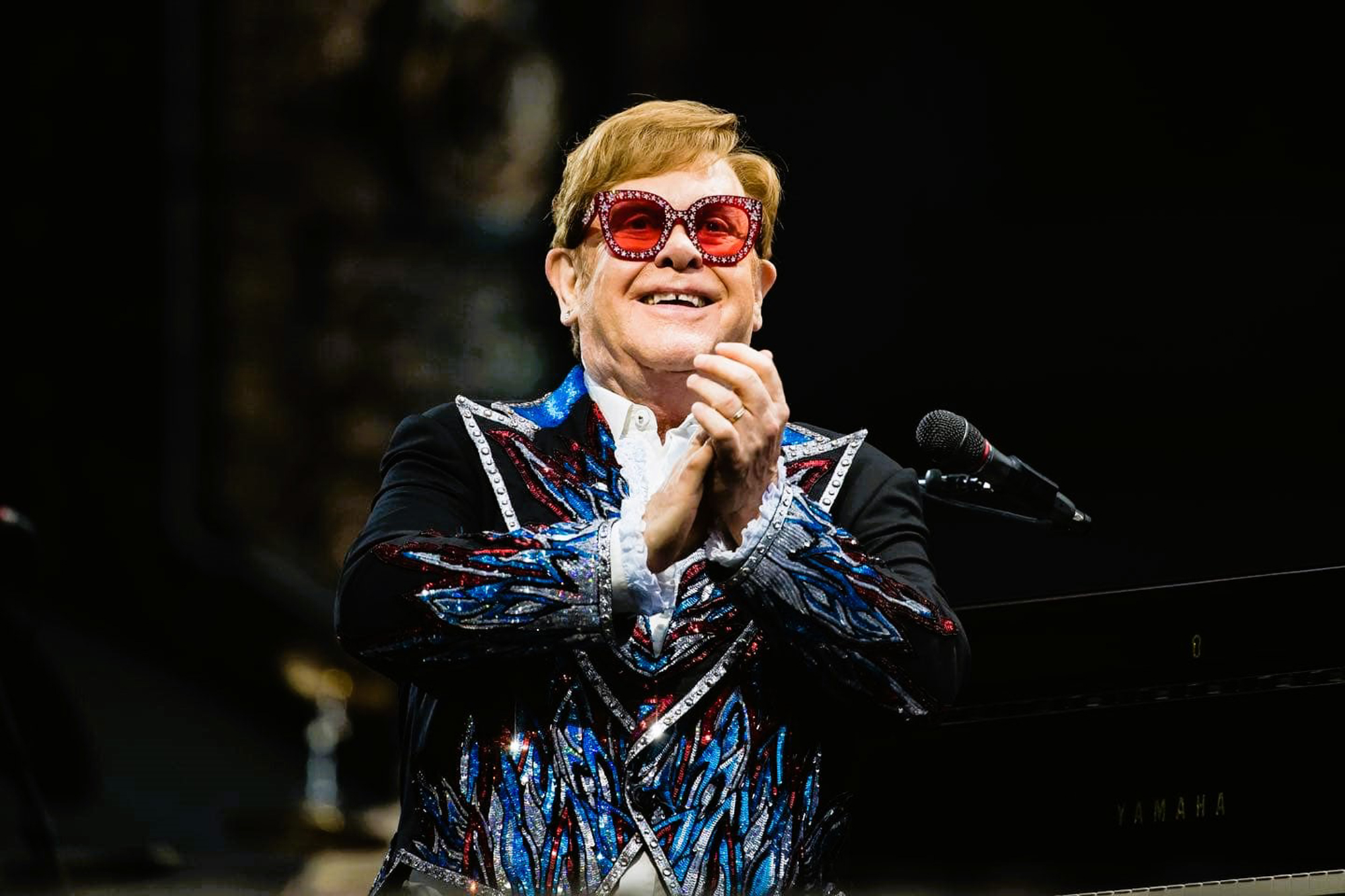 Un concerto live per celebrare l'addio alla musica di Elton John IL